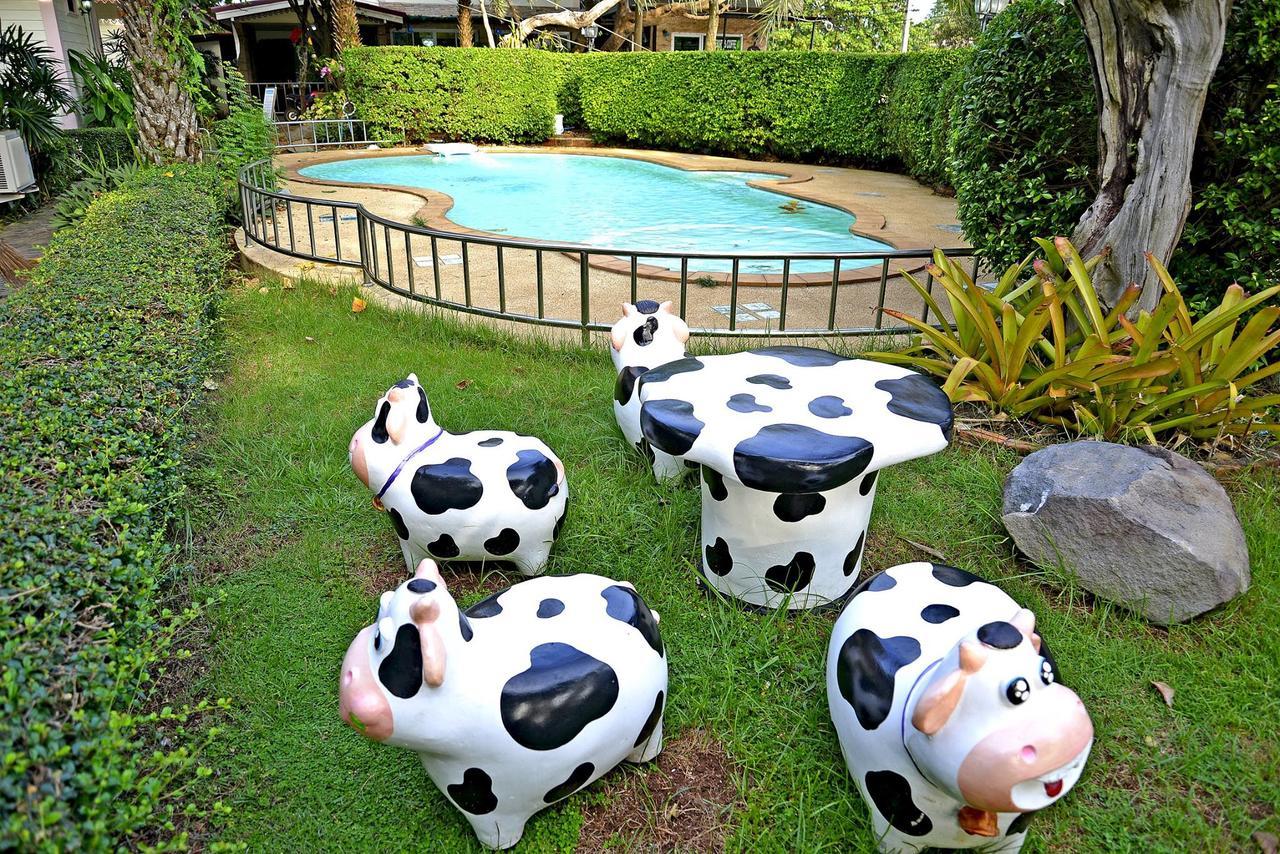 The Iris Resort Chao Lao Beach Exteriör bild